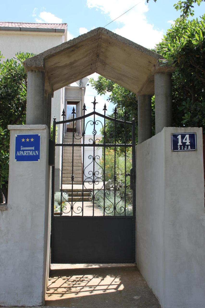 Apartmani Dieneš Novi Vinodolski Exterior foto