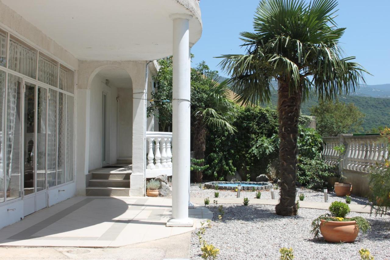 Apartmani Dieneš Novi Vinodolski Exterior foto
